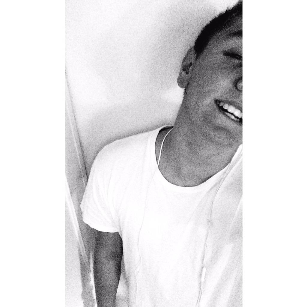 FrXMatriX's tweet image. New pp ☁️