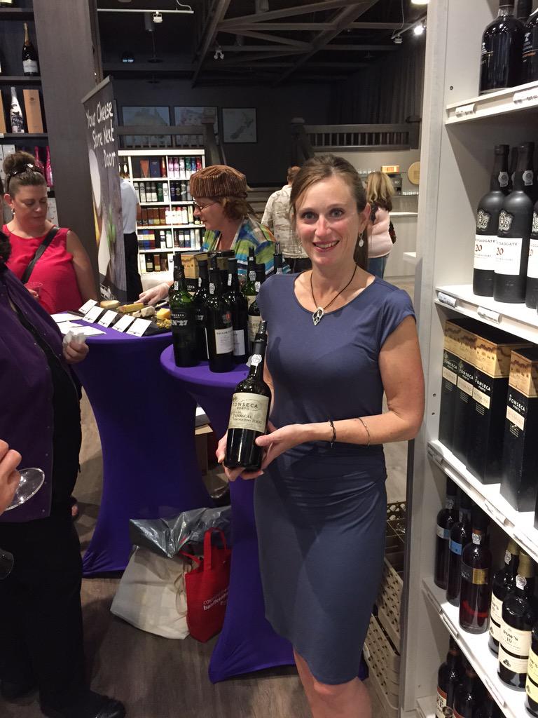 PWS_Canada's tweet photo. Port & cheese pairing today 2-4pm @willowparkwines! w #springbankcheese @TaylorsPortWine @FonsecaPort @FonsecaBIN27 http://t.co/tfkCiwb3Wx