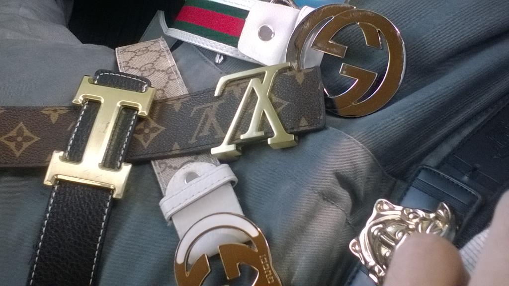 benjo_314's tweet photo. Everything #designer #Gucci #Versace #louisvuitton #hermes http://t.co/vf3QMfhfOk