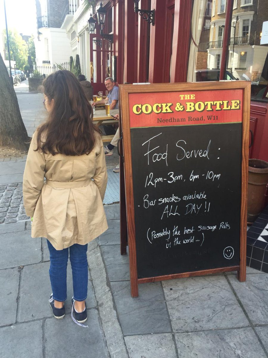 DeiaThomas's tweet photo. BUDDING TASTE  : MINI MAC REVIEWS THE COCK &amp; BOTTLE http://t.co/owujjQWtVi http://t.co/xPSbU1tXHl