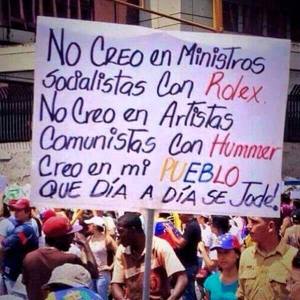 dejanirasilveir's tweet image. SOLO CREO EN MI #PUEBLO Q DIA A DIA SE #JODE EN UNA COLA PARA MEDIO COMER # TODOS A LAS #CALLES #VENEZUELA #JUSTICIA