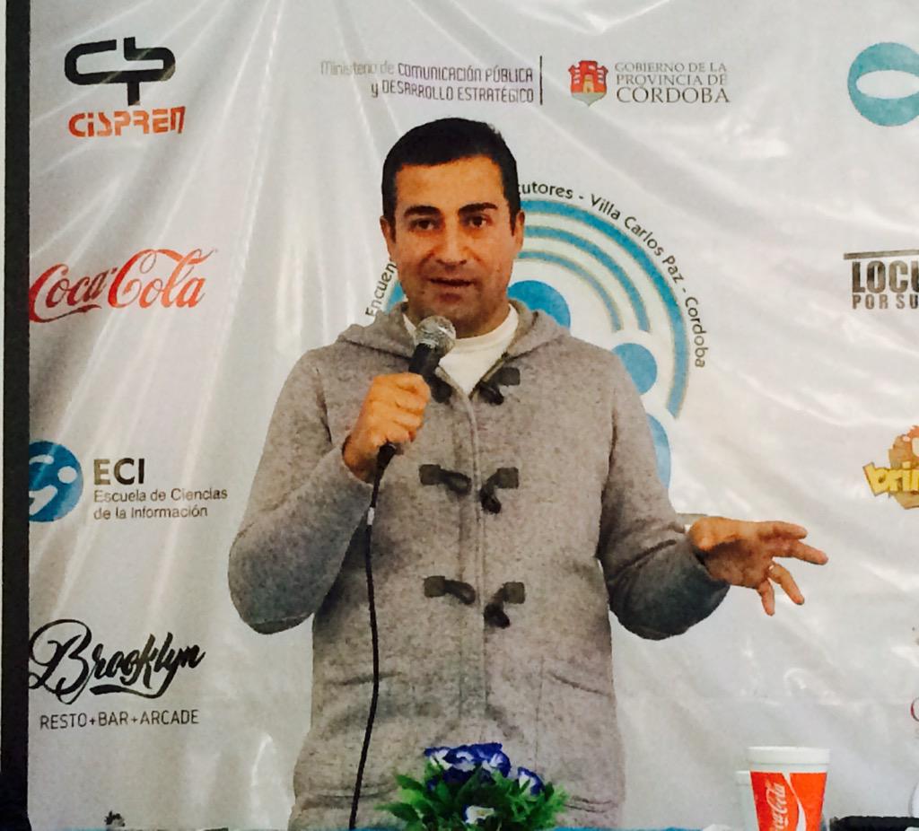 ENL_Locutores's tweet photo. ¿Cómo hacer un demo? A cargo de Turco Juri Nam de @hifimix. #SoyENL #ENL2015 http://t.co/Q5y428sTeX