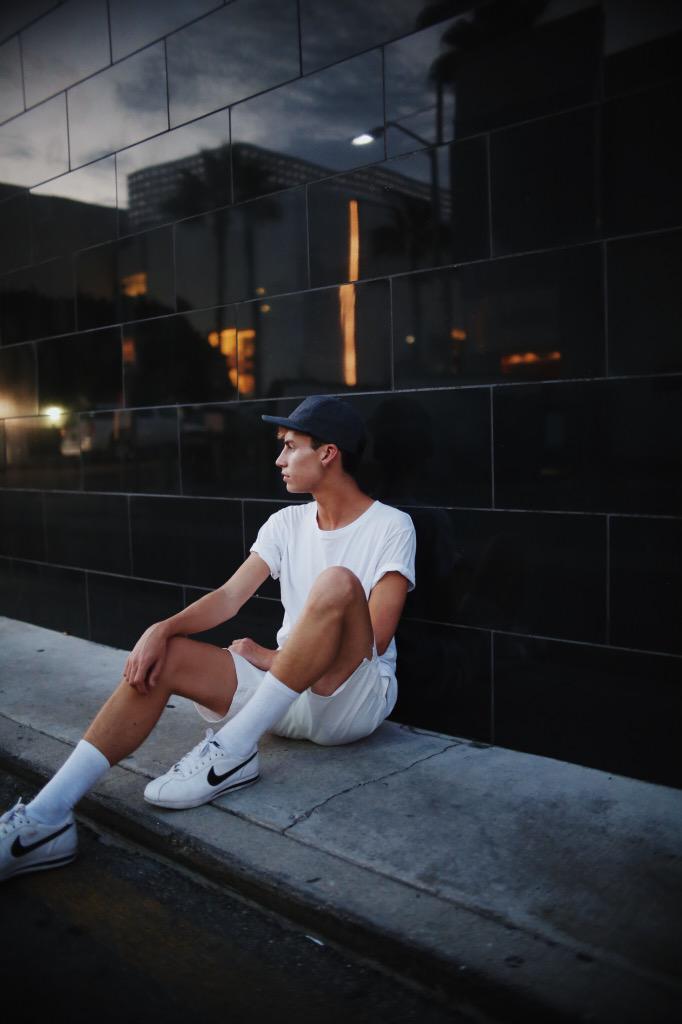 JackBaran's tweet image. I UPLOADED A NEW VIDEO-
youtu.be/wRJ6Y4rmz9Y

One of my favorites I've made so I'm following people who RT!! 👈🏼