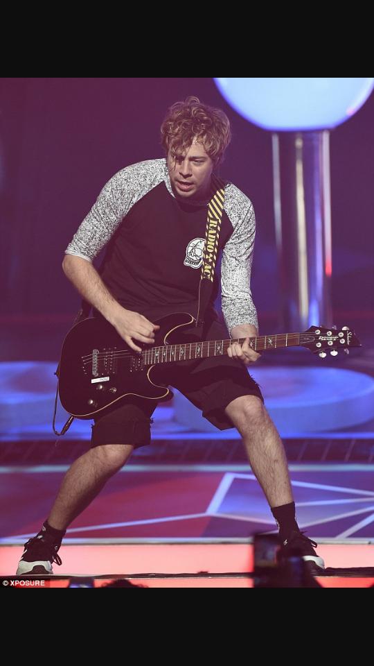 Happy birthday to you Happy birthday to you Happy birthday dear james bourne  