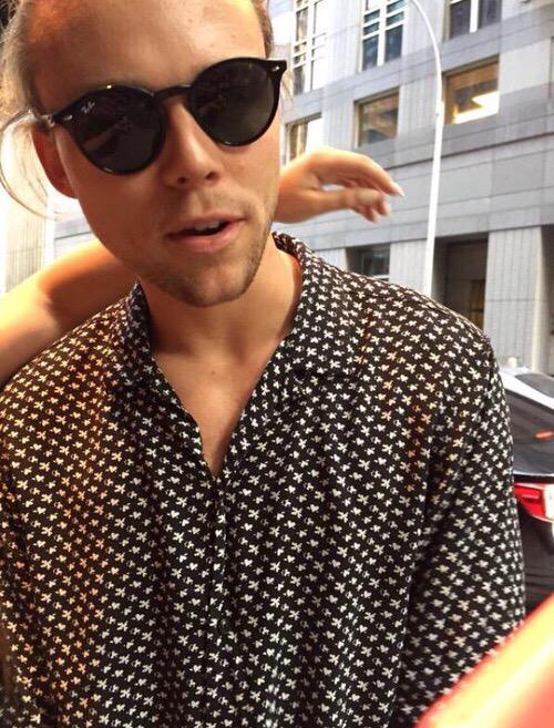 rtyourfavees's tweet photo. @Ashton5SOS http://t.co/YavUJ5BLac