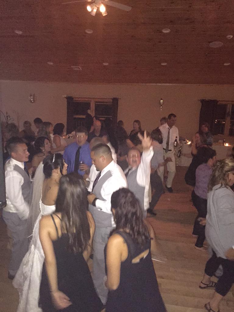nickyeti's tweet photo. @nickyeti: Took 10 alpha brain @Onnit @joerogan @tomsegura to Dj a wedding.......trying to get lucrative djing http://t.co/OIzhpUgp4R
