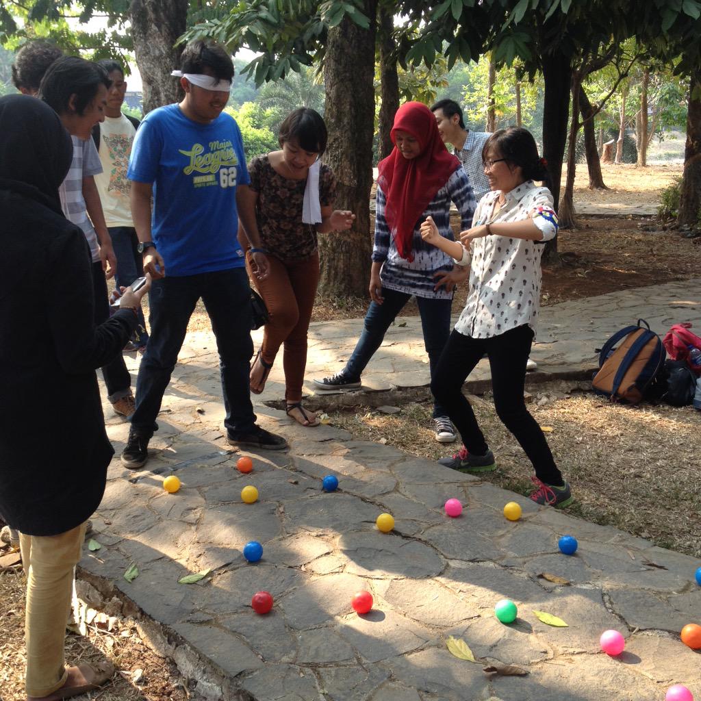 MAGMAFIBUI's tweet photo. Ini beberapa dokumentasi team building kmrn nihh!! http://t.co/TAUst2lifd