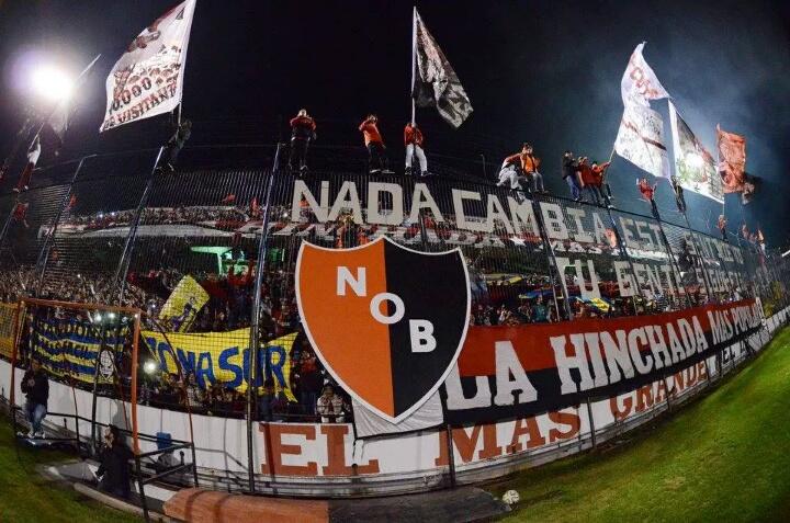 Vicanob's tweet photo. ¡ DALE ÑULS, PONGA HUEVO Y VAYA AL FRENTE CON EL CORAZÓN ! http://t.co/mxcT08OIDs
