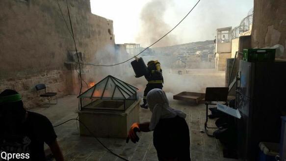 iFalasteen's tweet photo. This is our 1st Qilbla our 2nd masjed built in Islam our 3rd holiest mosque people ON FIRE NOW! #AlAqsaUnderAttack http://t.co/F6mx0jpsZn