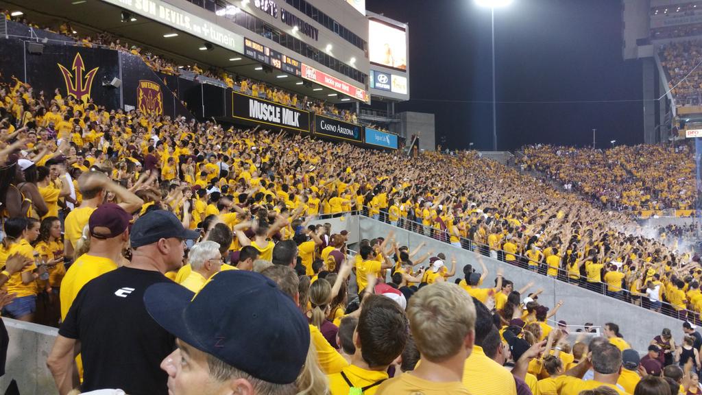 Peggy4ASU's tweet photo. Hello neighbors @InfernoInsider #DoubleInferno #IMissYouJoey @SunDevilJoey http://t.co/twqLIMdPOJ