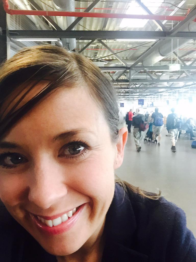 SuzEThomson's tweet photo. Awaiting connecting flight to Addis Ababa to meet team and roll out research skills course #globalsurgery #cosesca http://t.co/JoTqLr09Rl