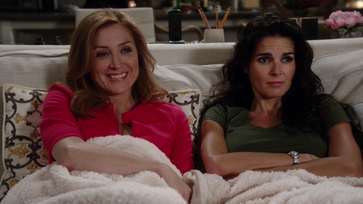 faveship's tweet image. maura and jane - rizzoli &amp;amp; isles
