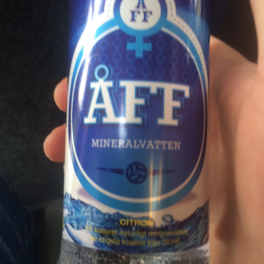 CHOL1904's tweet image. Alla poäng är svinviktiga nu så kände mig tvungen att plocka med något från tursegern i Åtvidaberg.... #ifkgbg