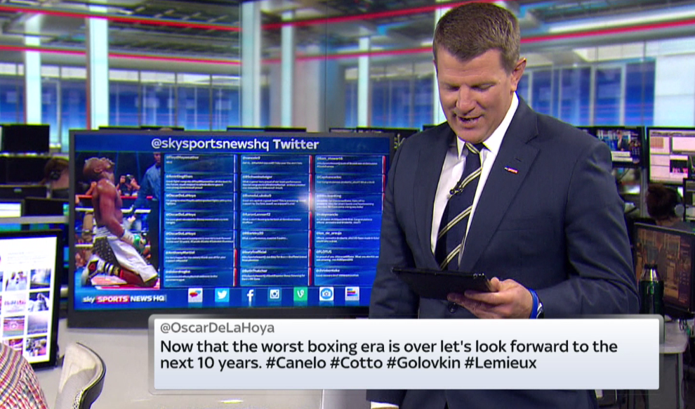 SkySportsNews's tweet image. Oscar De La Hoya was NOT impressed during the Floyd Mayweather fight #SSNHQ