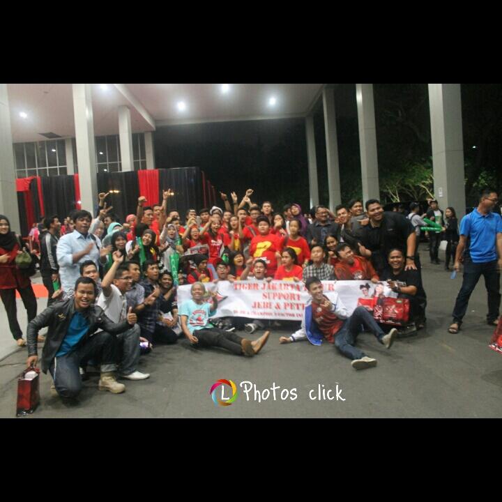 JepeepsGO's tweet photo. mantaapp cc  @JPxfi @JessicaXFI @PatreciaXF @FatinSL RT @Lutviee26: We are @Fatinistic n @JePeeps_JKT http://t.co/6fgPMNkNFf