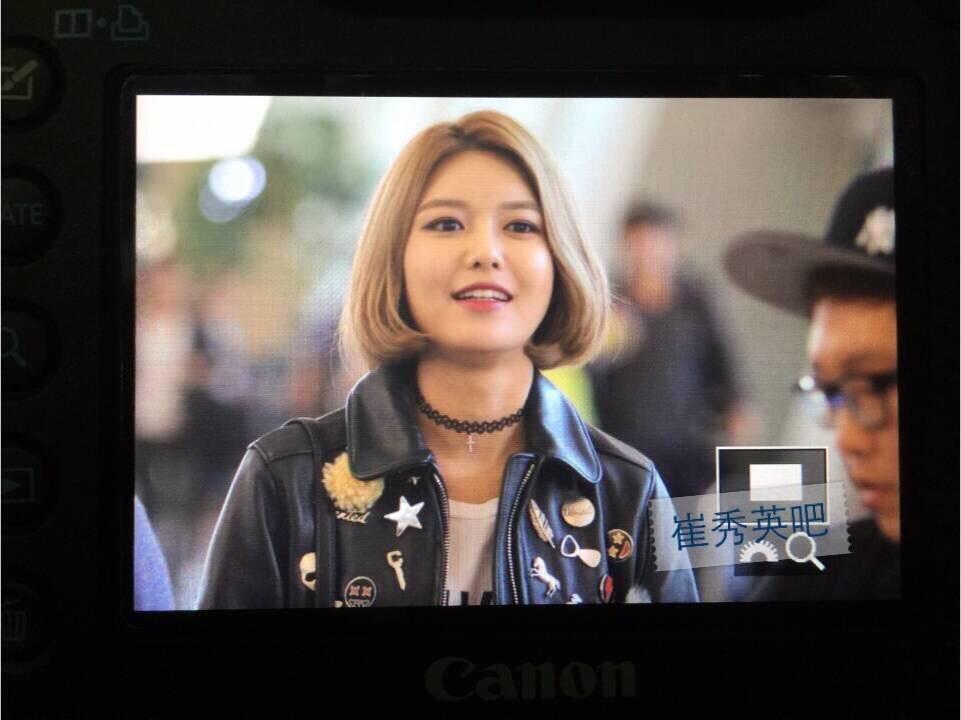 [PIC][13-09-2015]SooYoung khởi hành đi New York để tham dự "New York Fashion Week '코치(COACH) 2016SS Collection" vào chiều nay COxqDbBUYAA_io4