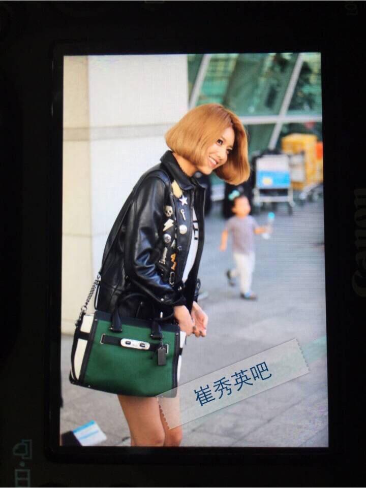 [PIC][13-09-2015]SooYoung khởi hành đi New York để tham dự "New York Fashion Week '코치(COACH) 2016SS Collection" vào chiều nay COxqISWUcAEwy4h