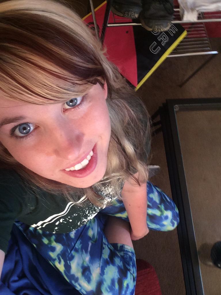 CU2DLEfish's tweet photo. Selfie time always starts out so normal.... and then..... http://t.co/LCZVpywaaL