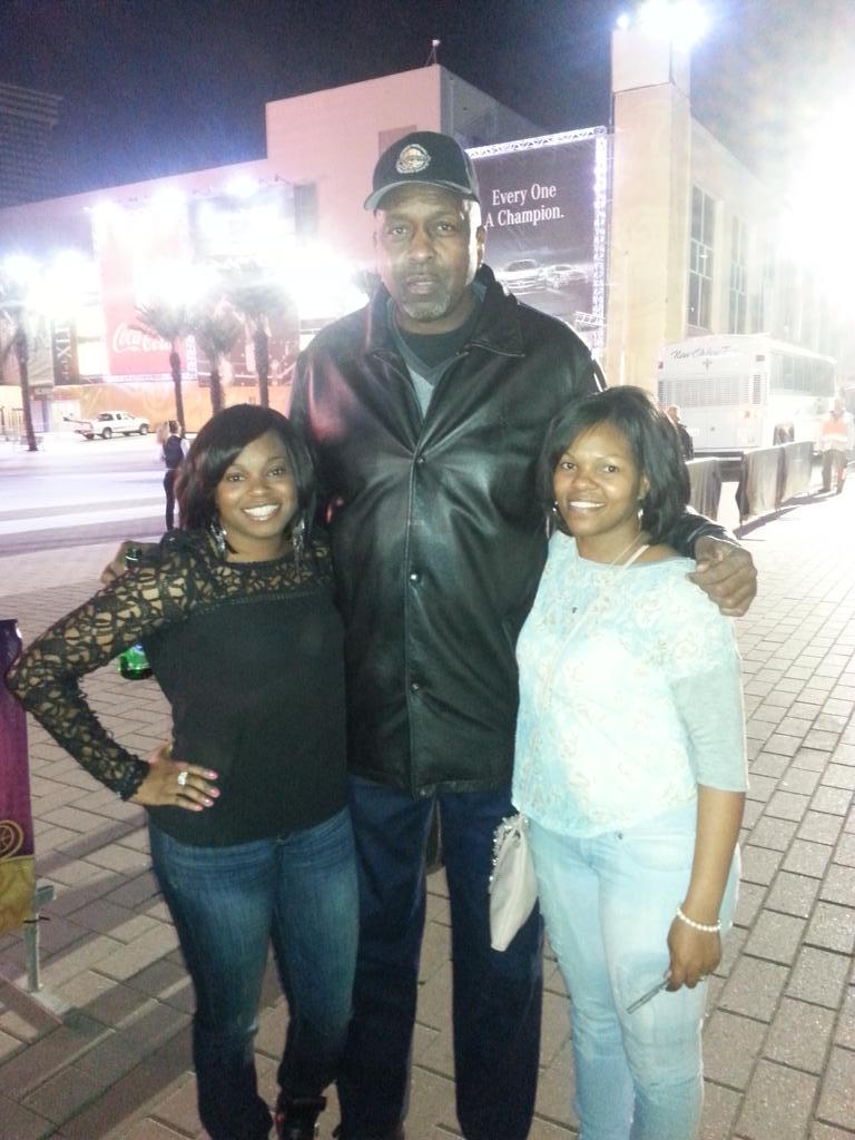 prowriterepps's tweet photo. RIP Moses Malone http://t.co/YRui6eCwBl