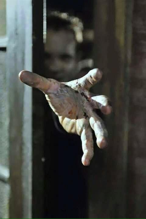 عرفت الناس#كلهة
         ومااعرفي،،،،#احد