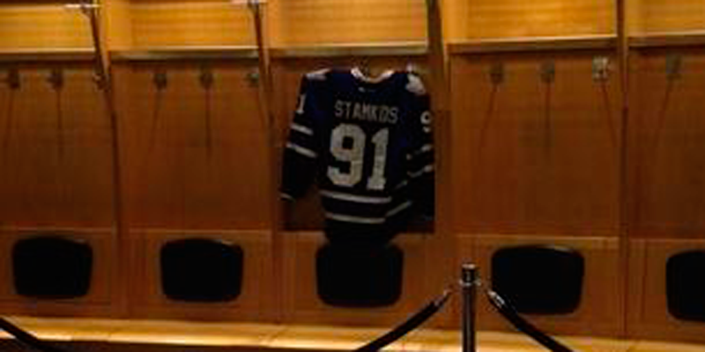 theScore's tweet photo. Fan hangs Steven Stamkos jersey in Maple Leafs' dressing room.

SNEAKY! http://t.co/YNfnYNS8ru http://t.co/xkCZmZeq7d