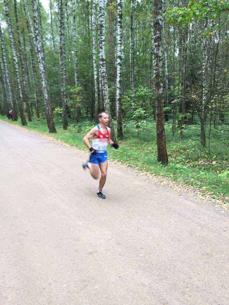 iPhone не успевает фокусироваться, когда бегут белгородские чемпионы! На фото Руслан - победитель двух Громов! :)