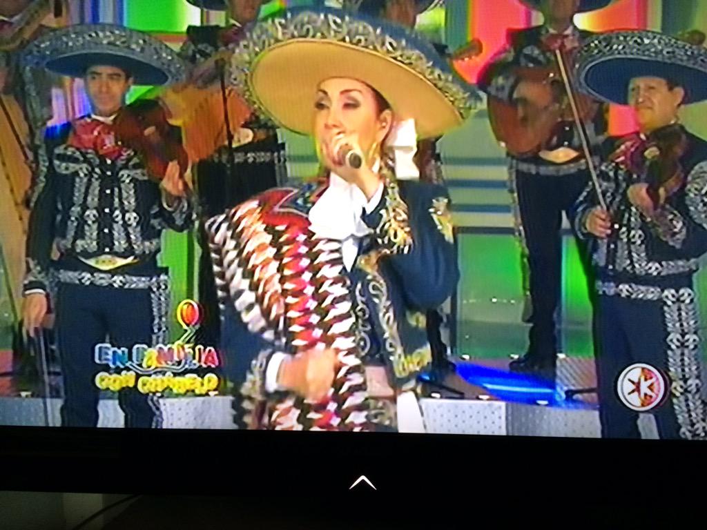Arabelland's tweet photo. @AidaCuevas @carlos_cuevas PA'que veas lo que se siente 😩...😉👌👏👏👏👏👏👏👍🏼👑❤️🇲🇽 http://t.co/8WBC72jodv