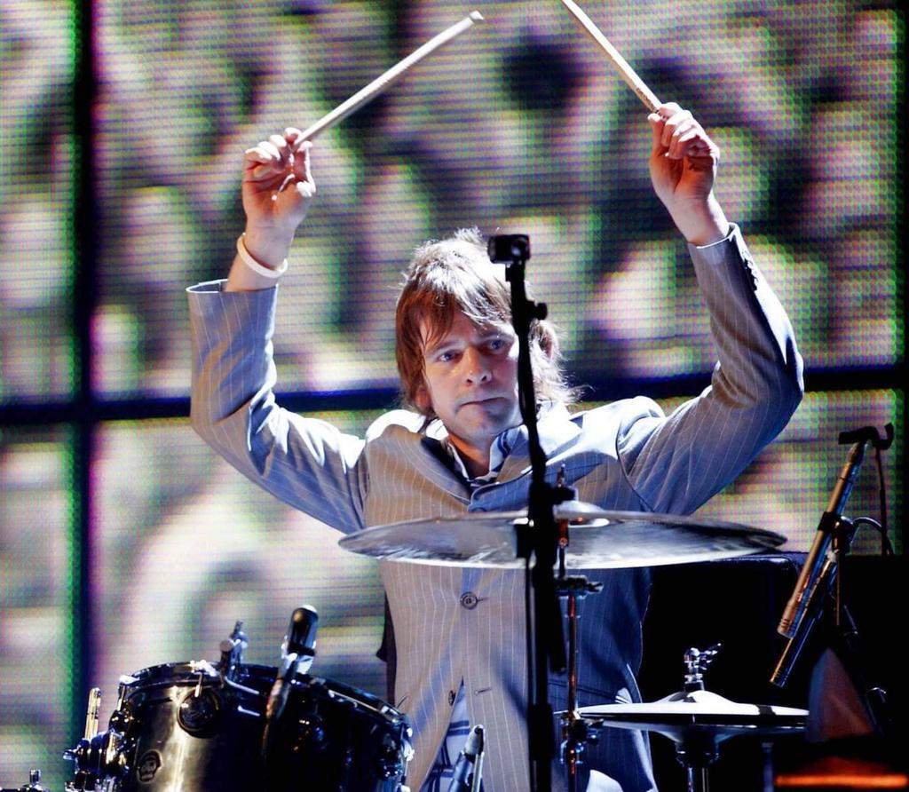 Happy Birthday Zak Starkey. Drummed with Oasis, Drummer with The Who, Son of Ringo Starr, and Keith Moon\s Godson. 