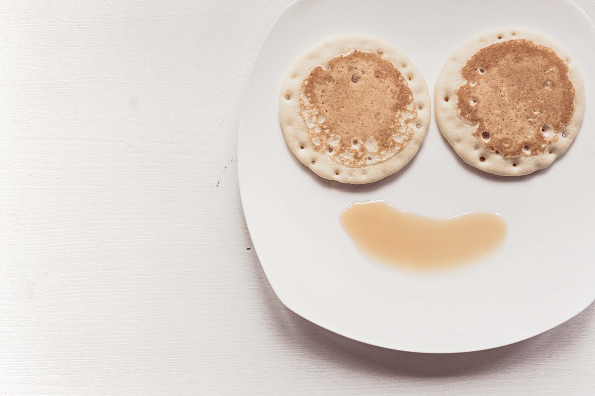NeighbourInn's tweet photo. Happy Sunday! Pancakes anyone? #sandpiperrestaurant #bonnyville #sunday #brunch http://t.co/7izaFruAfM