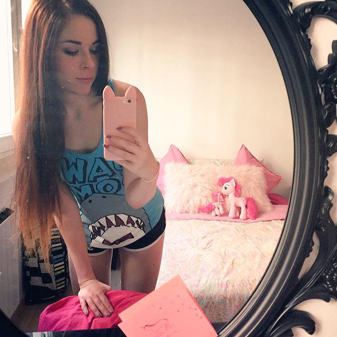 I'm alive ☺️ @FitAsFuckGirls @Real_Girls6 @Only_Brunettes @Onlybadchicks @Honey_B69 http://t.co/vinl<a class="tags" target="_blank" title="On Twitter" href="/?out=eyJ0eXAiOiJKV1QiLCJhbGciOiJIUzUxMiJ9.eyJpYXQiOjE3MjIwNTA3ODEsImlzcyI6InR3cG9ybnN0YXJzLmNvbSIsIm5iZiI6MTcyMjA1MDc4MSwiZXhwIjoxNzUzNTg2NzgxLCJyZWRpcmVjdF91cmwiOiJodHRwczovL3R3aXR0ZXIuY29tL0ZpdEFzRnVja0dpcmxzIn0.78oRESxXlA1TOmQA2EwjwDAJSQDPXUQkUkGfwaE1uqExxneMIYNlY5ywEPI7YruZ00d6hZfLpwFeSXzYNfC1aQ">@FitAsFuckGirls</a><a class="tags" target="_blank" title="On Twitter" href="/?out=eyJ0eXAiOiJKV1QiLCJhbGciOiJIUzUxMiJ9.eyJpYXQiOjE3MjIwNTA3ODEsImlzcyI6InR3cG9ybnN0YXJzLmNvbSIsIm5iZiI6MTcyMjA1MDc4MSwiZXhwIjoxNzUzNTg2NzgxLCJyZWRpcmVjdF91cmwiOiJodHRwczovL3R3aXR0ZXIuY29tL1JlYWxfR2lybHM2In0.1fcgqXD_Zz6-JdrP89Es36mzfBorYRYhrME1YtUmVYLsZf21fmMRq65R53FzCNgQKCZfCPheyQSgbV-2GUOA7Q">@Real_Girls6</a><a class="tags" href="/tag/only_brunettes">@only_brunettes</a><a href="/tag/lovefluffyrobes"class="tags"><span>#lovefluffyrobes</span></a>
