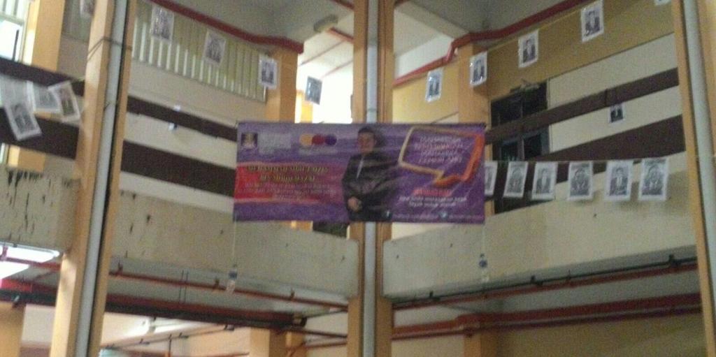 aidil4mpp's tweet photo. Banner telah pun siap digantung beberapa jam yg lepas http://t.co/qaUKn8rlto