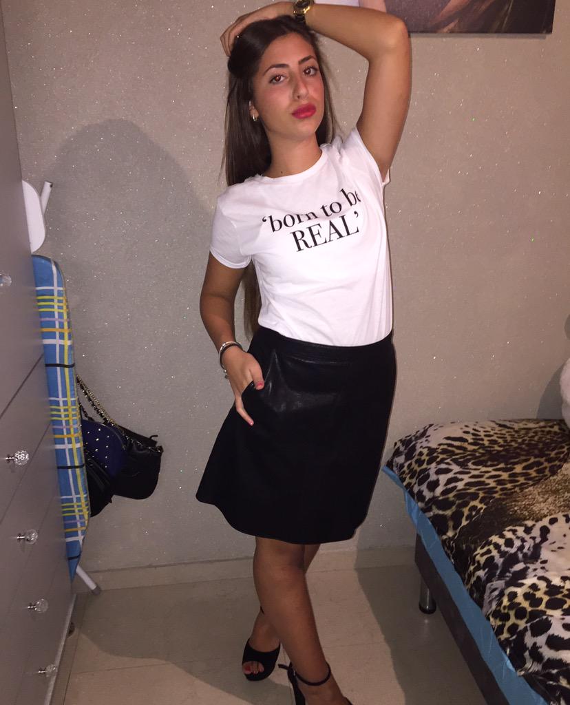 diklacohen65's tweet photo. חג שמח ושנה טובה לאהובים עלייי!💋 http://t.co/Ylyx9G2KzI
