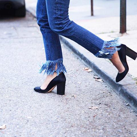 musestyledotcom's tweet photo. Crush on @troprouge's jeans.
Who want this @3x1 pair for fall? We do. 🙋🏼 http://t.co/OuE1d4FUyy