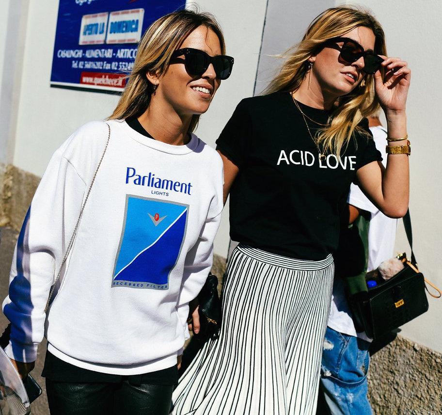 musestyledotcom's tweet photo. Say it with your shirt like @_carolabernard and @camtyox during  #MFW week. 
Via @voguemagazine http://t.co/8orWmuHtY5
