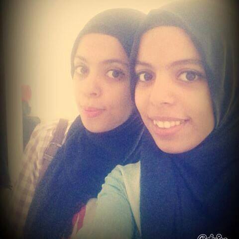 SelmaBS5's tweet photo. I'm a simple person who hides a thousand feelings behind the happiest smile. http://t.co/NZymZf1hUz