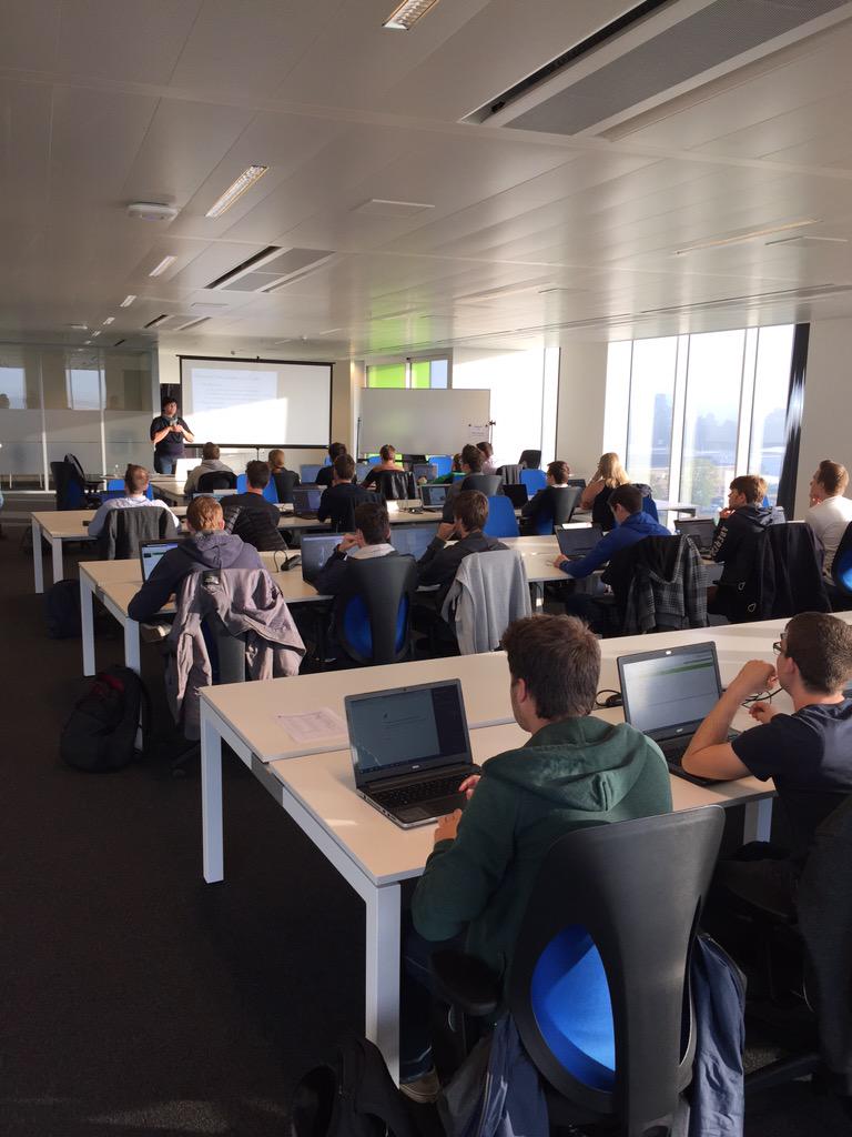 fenegonv's tweet photo. Welcome to the @HogeschoolPXL students in our office!Concrete integration of the education and business world! #pxlit http://t.co/qct0izdpRQ