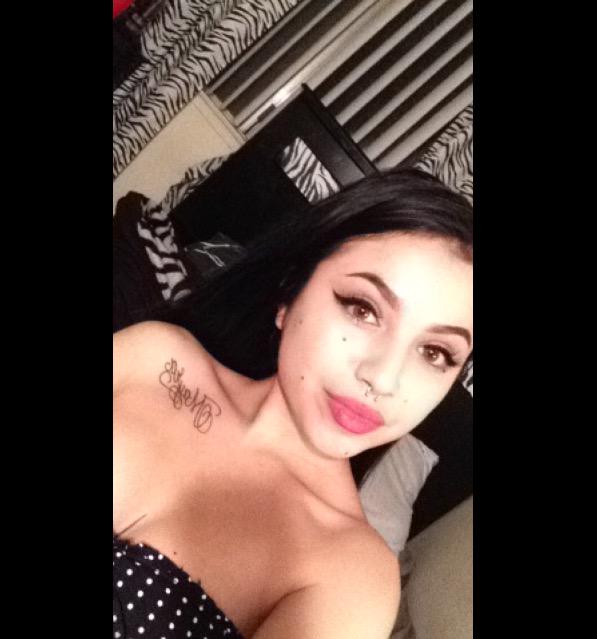4rellacoleman's tweet photo. I'm so beautiful http://t.co/mNeSzBcbcu
