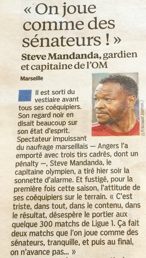 JBLemoyne's tweet photo. Carton rouge @stevemandanda :) ! Un sénateur ca vit à 300 à l'heure entre le terrain et l'hémicycle ! http://t.co/BdC80CK77m