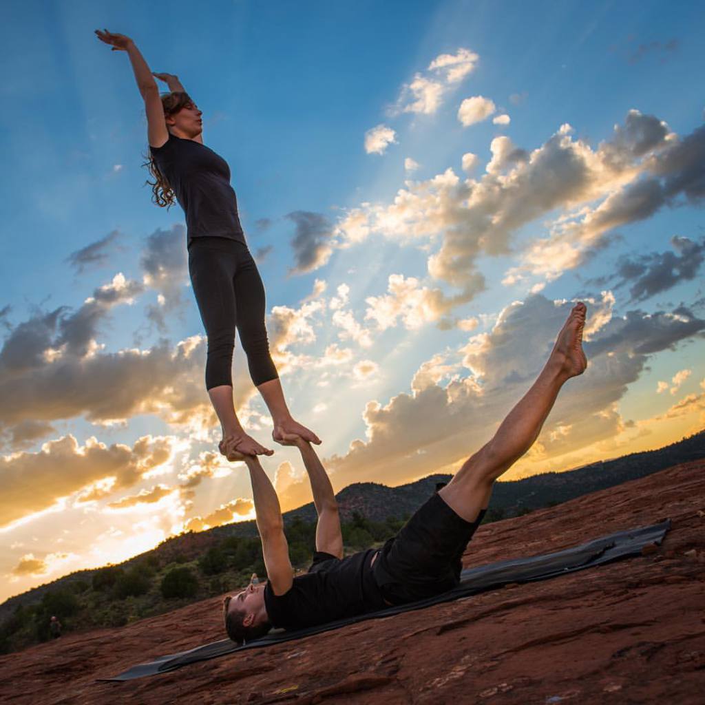 Rubenentrenador's tweet photo. Acroyoga. https://t.co/loqKql8b2d http://t.co/lPHdmBiYy9