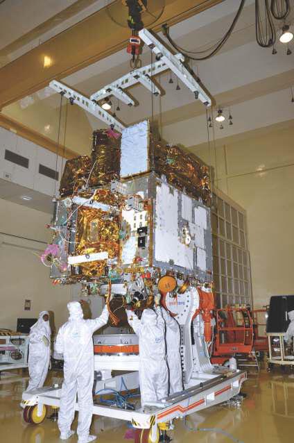 ISapnaMishra's tweet image. Congrats ISRO nd India fr successful launching PSLV-C30 carrying #Astrosat, India&apos;s 1st space observatory.