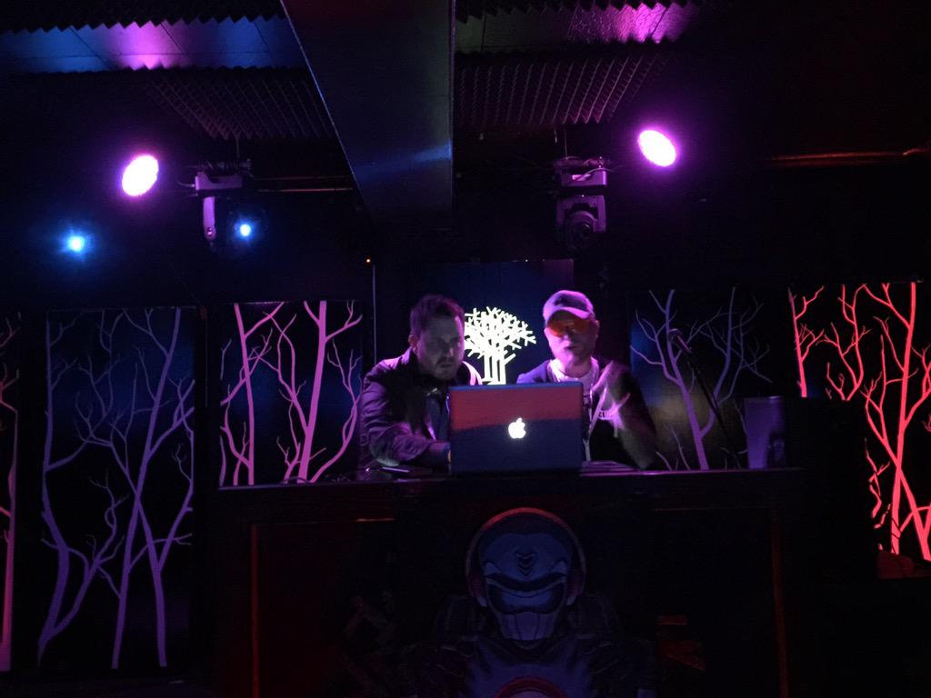 MrFlamegoat's tweet image. Round 543726! I think I'm in love. @ApproachNirvana #BuildGuildParty @TheBuildGuild