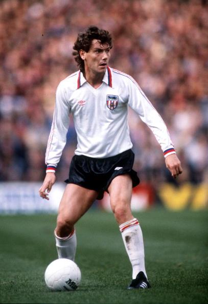  in 1958 Kevin Arnott was born -he played 152 games for between 1977 and 1982. Happy Birthday Kevin! 