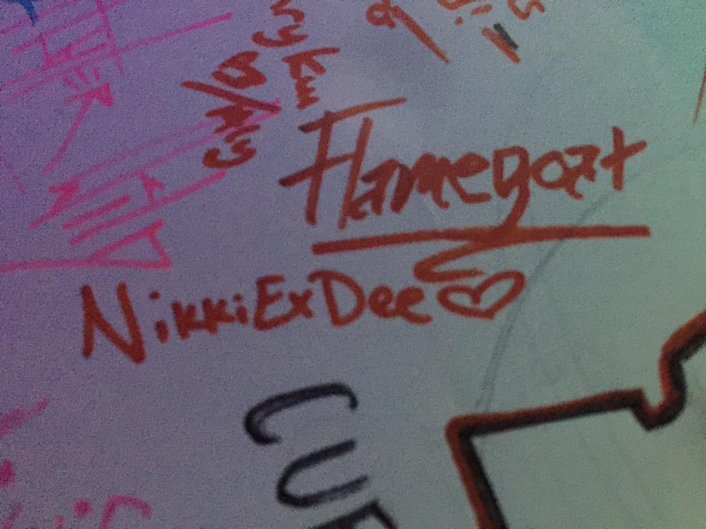 MrFlamegoat's tweet image. She made it!!! @NikkiExDee @TheBuildGuild #BuildGuildParty #twitchcon2015