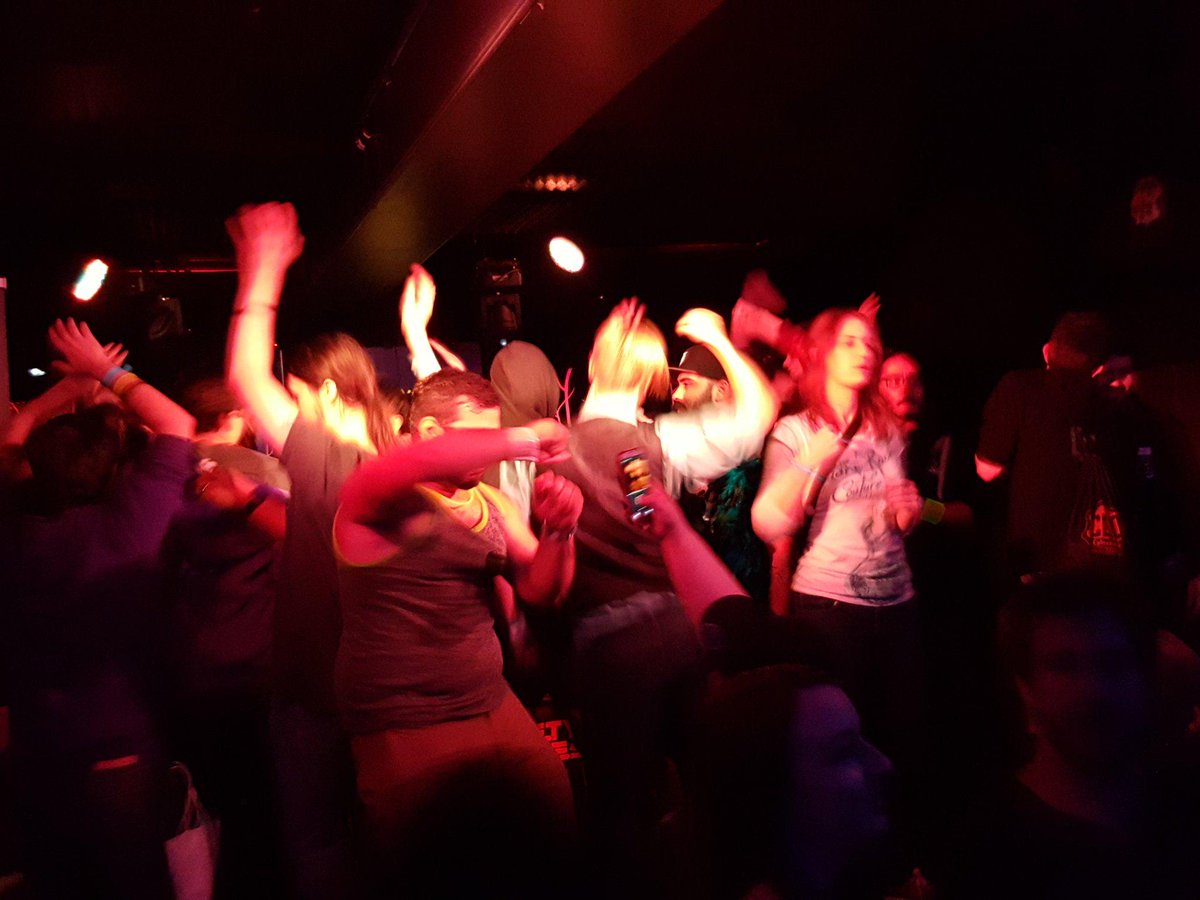 tehMorag's tweet image. #BuildGuild end of #TwitchCon party!