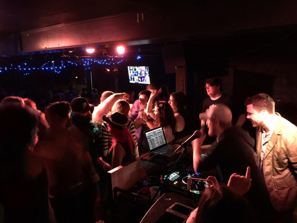 MrFlamegoat's tweet image. Party on stage! Holy hell this is amazing! Masters at work. @TheBuildGuild #BuildGuildParty @ApproachNirvana