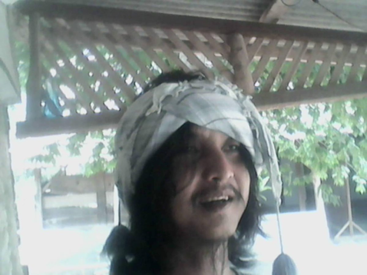 nderes08's tweet photo. baru selesai mandi,seperti suku anak dalam http://t.co/mElml76mKV