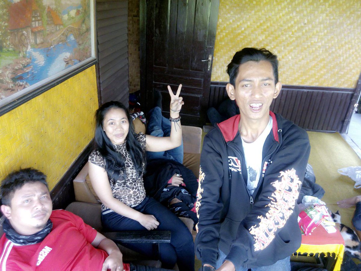 HSFCIDEPOK's tweet photo. Selwe dulu kakak... baru gas lagii... blaaar... #HSFCIDepok punya cerita http://t.co/gCLJIOgBB7