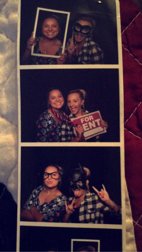 BurressCandice's tweet photo. Because these 2 Besties are together this weekend ❤️😘Have fun girls #likesisters #athenstogether http://t.co/7rD7VmDYWL