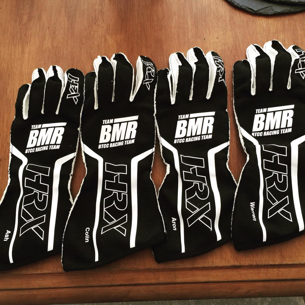 torqracewear's tweet image. @TeamBMRBTCC new gloves for Silverstone. Last but one round of @DunlopBTCC . #lookingfast