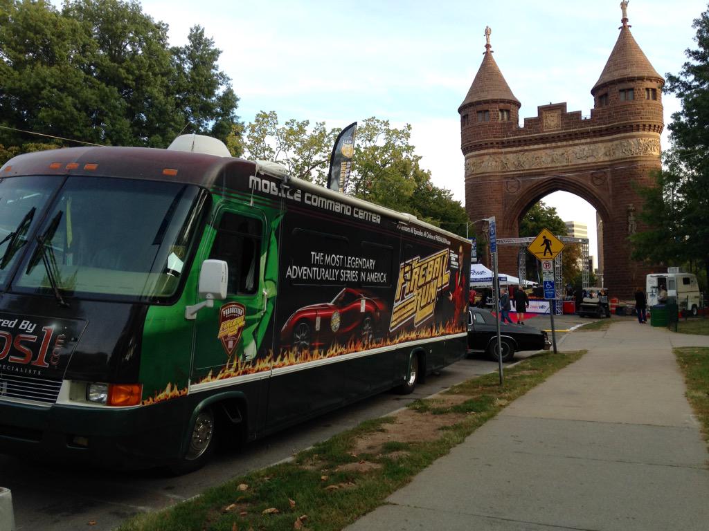 MECAHartford's tweet photo. The excitement is starting in Bushnell Park for @FireballRun! http://t.co/eRDGoFTBz7